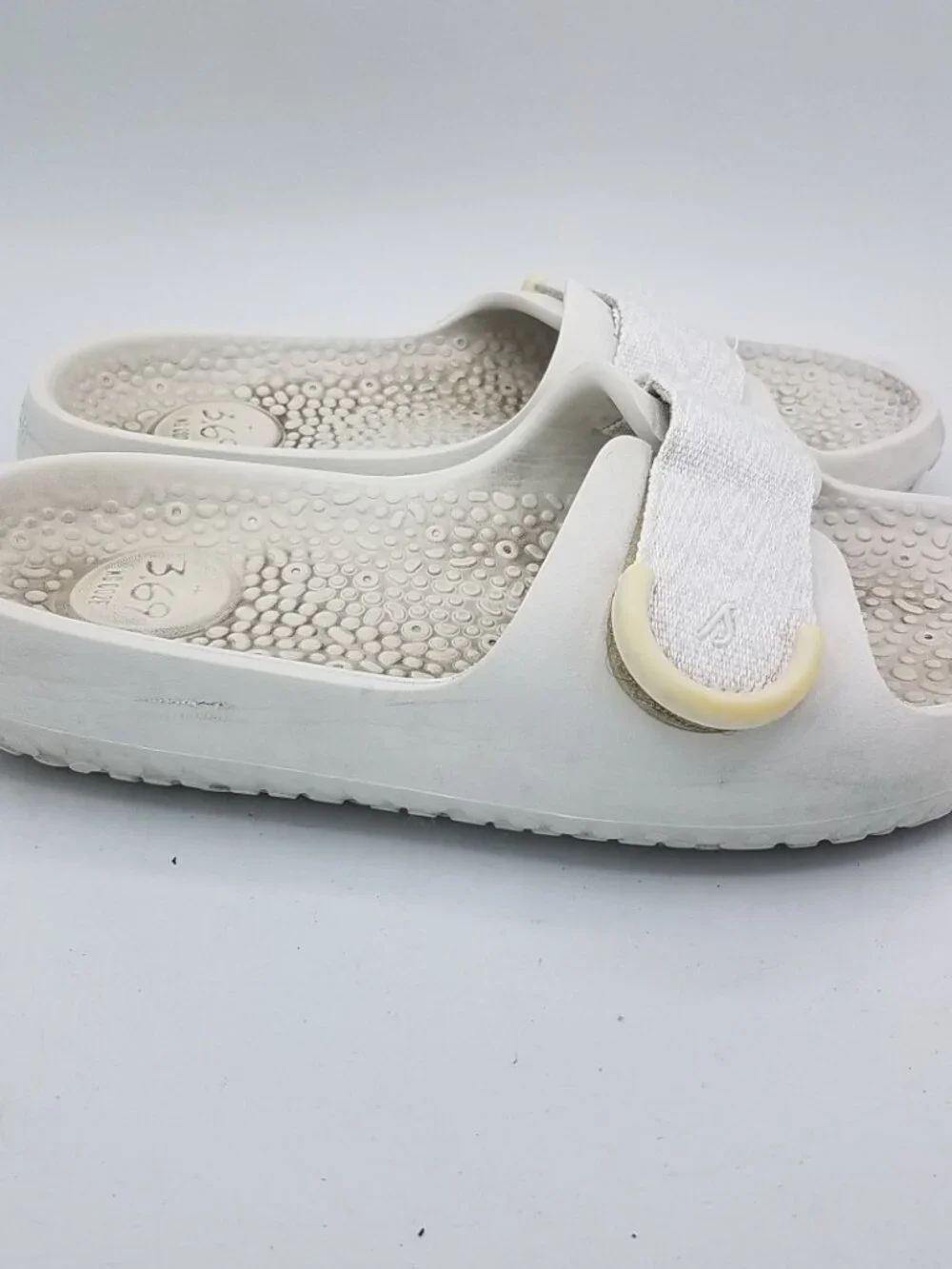 allbirds sugar sliders
